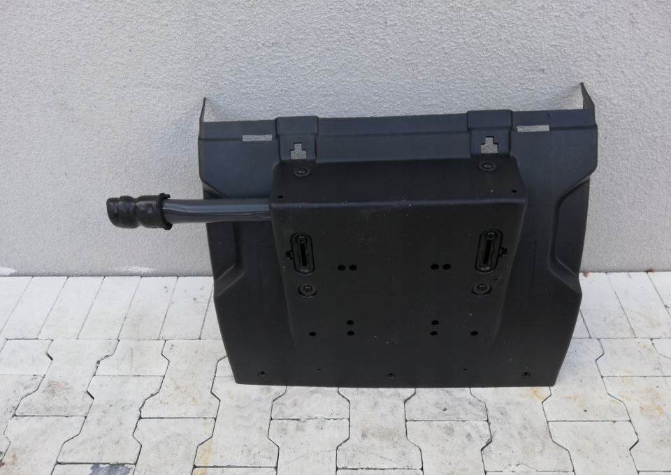 BŁOTNIK VOLVO FH4 NOWY ORYGINAŁ - Parafango për Kamioni: foto 1 BŁOTNIK VOLVO FH4 NOWY ORYGINAŁ - Parafango për Kamioni: foto 1