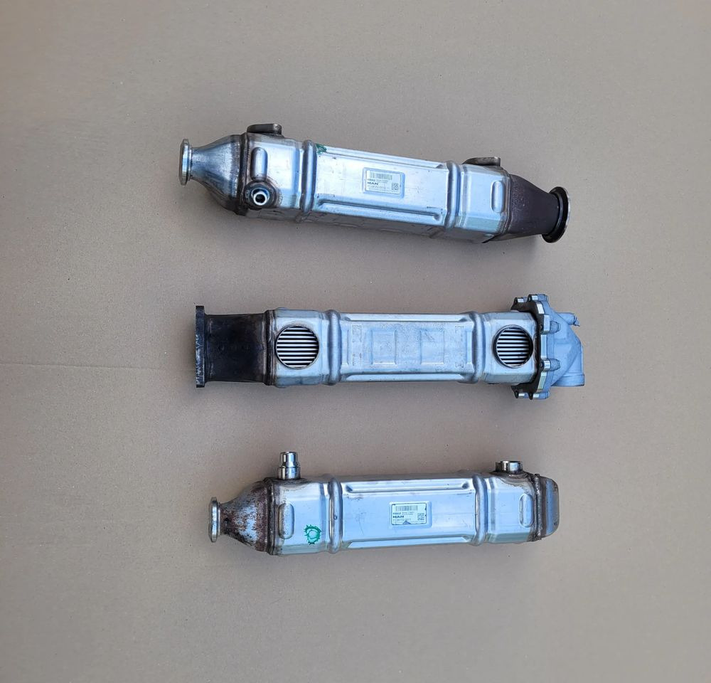 CHŁODNICA EGR MAN TGX TGS TGM ORYGINAŁ 51.08152-5013 , 51.08152-5011 CHWALIM116 - Ftohës EGR për Kamioni: foto 1 CHŁODNICA EGR MAN TGX TGS TGM ORYGINAŁ 51.08152-5013 , 51.08152-5011 CHWALIM116 - Ftohës EGR për Kamioni: foto 1