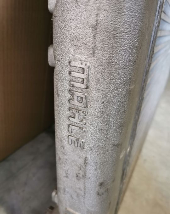 CHŁODNICA INTERCOOLER DAF XF 106 MAHLE 2125897 - Ftohësi i ndërmjetëm: foto 3 CHŁODNICA INTERCOOLER DAF XF 106 MAHLE 2125897 - Ftohësi i ndërmjetëm: foto 3