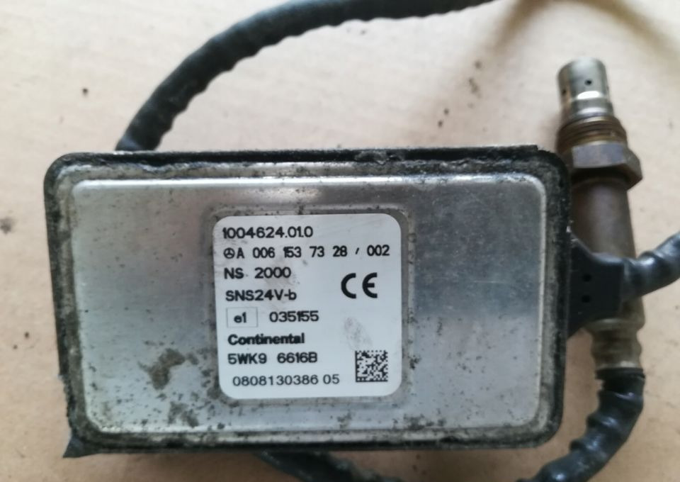 CZUJNIK NOX MERCEDES ACTROS 0061537328 - Sensor: foto 1 CZUJNIK NOX MERCEDES ACTROS 0061537328 - Sensor: foto 1