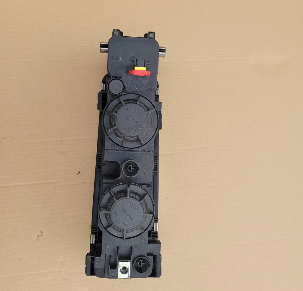 HALOGEN LEWY MAN TGL E6 ORYGINAL 81.25101-6573 CHWALIM116 - Dritat/ Ndriçimi për Kamioni: foto 3 HALOGEN LEWY MAN TGL E6 ORYGINAL 81.25101-6573 CHWALIM116 - Dritat/ Ndriçimi për Kamioni: foto 3