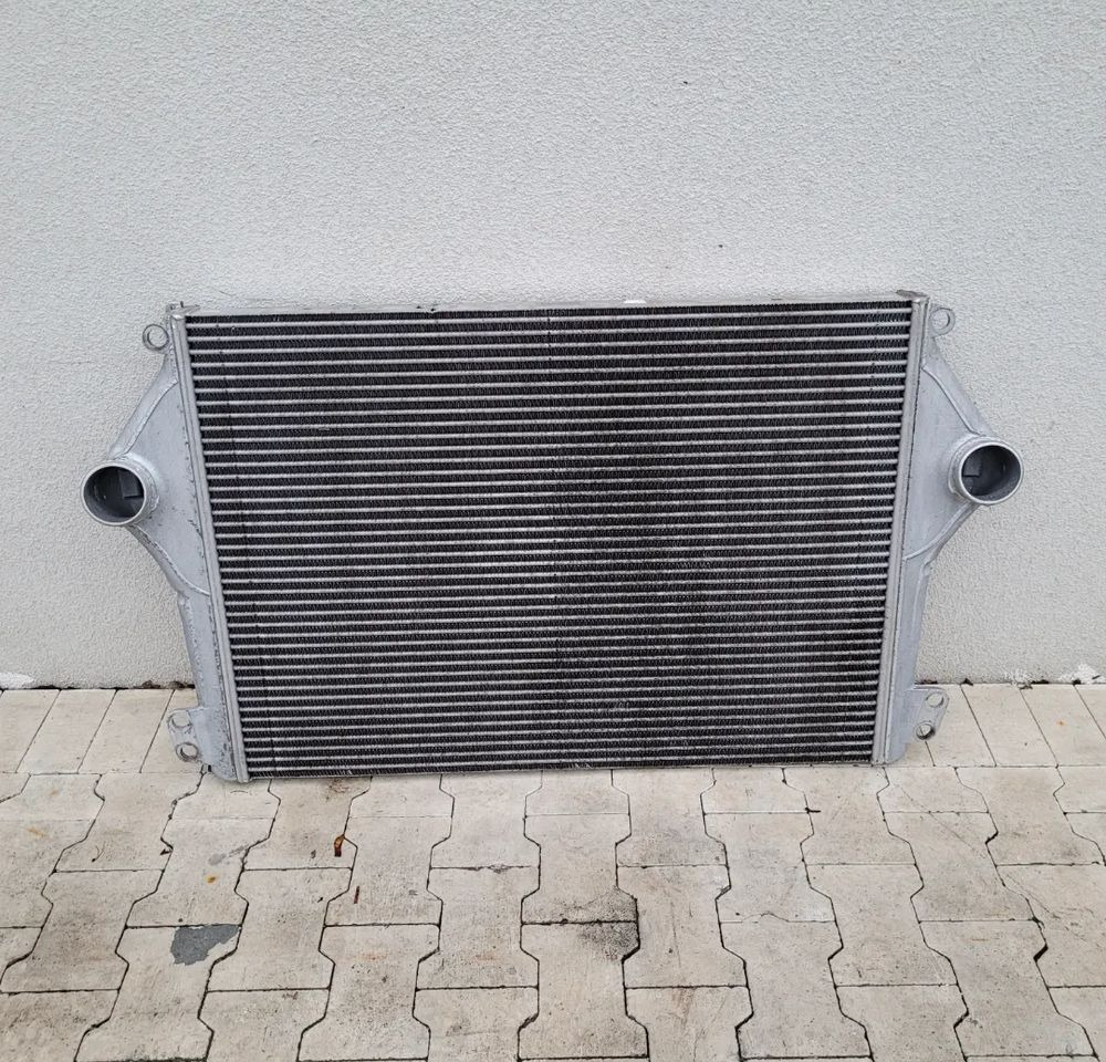 INTERCOOLER SCANIA R S NGT OM 82316694 - Ftohësi i ndërmjetëm për Kamioni: foto 1 INTERCOOLER SCANIA R S NGT OM 82316694 - Ftohësi i ndërmjetëm për Kamioni: foto 1