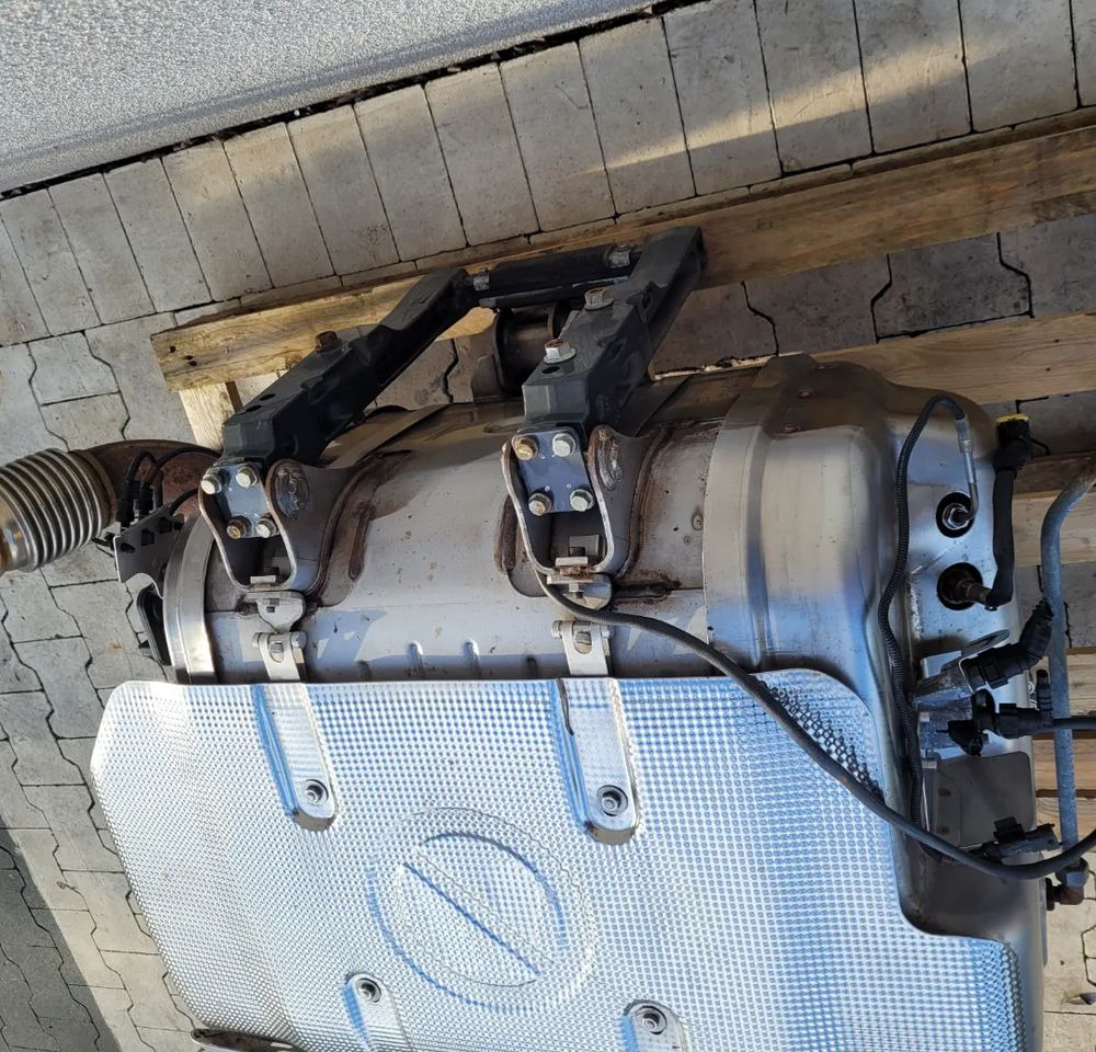 KATALIZATOR IVECO EUROCARGO E6 ORYGINAŁ - Konvertuesi kataliktik për Kamioni: foto 4 KATALIZATOR IVECO EUROCARGO E6 ORYGINAŁ - Konvertuesi kataliktik për Kamioni: foto 4