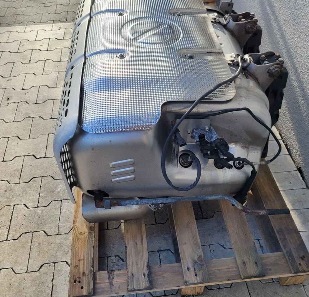 KATALIZATOR IVECO EUROCARGO E6 ORYGINAŁ - Konvertuesi kataliktik për Kamioni: foto 2 KATALIZATOR IVECO EUROCARGO E6 ORYGINAŁ - Konvertuesi kataliktik për Kamioni: foto 2