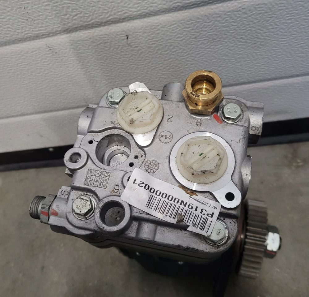 KOMPRESOR IVECO ORYGINAŁ OM 504016818 CHWALIM116 - Kompresori i ajrit të frenave për Kamioni: foto 3 KOMPRESOR IVECO ORYGINAŁ OM 504016818 CHWALIM116 - Kompresori i ajrit të frenave për Kamioni: foto 3