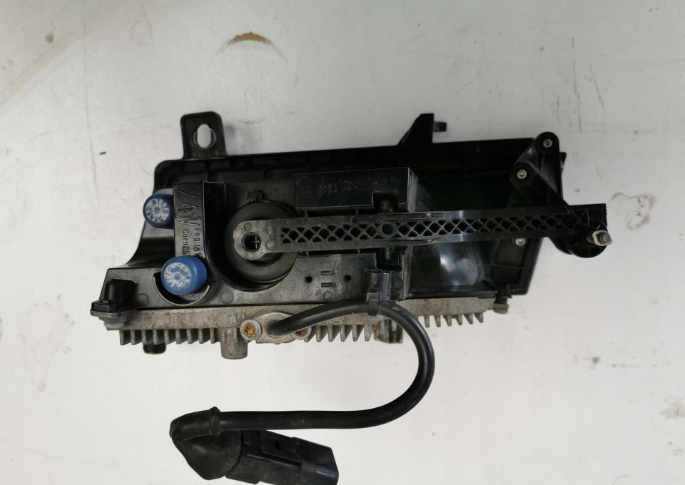 LAMPA HALOGEN SCANIA OM 2552715 - Fenerët për Kamioni: foto 3 LAMPA HALOGEN SCANIA OM 2552715 - Fenerët për Kamioni: foto 3