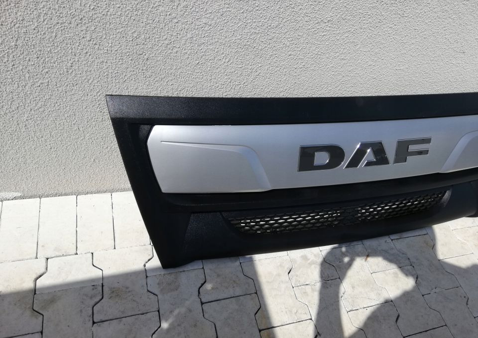 MASKA GRILL ATRAPA DAF LF NOWY ORYGINAŁ EURO6 LIFT - Kofano: foto 2 MASKA GRILL ATRAPA DAF LF NOWY ORYGINAŁ EURO6 LIFT - Kofano: foto 2