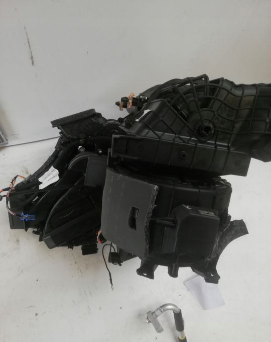 NAGRZEWNICA FIAT DOBLO, COMBO 5Z3200000 - Ngrohja/ Ventilimi për Kamioncine: foto 1 NAGRZEWNICA FIAT DOBLO, COMBO 5Z3200000 - Ngrohja/ Ventilimi për Kamioncine: foto 1