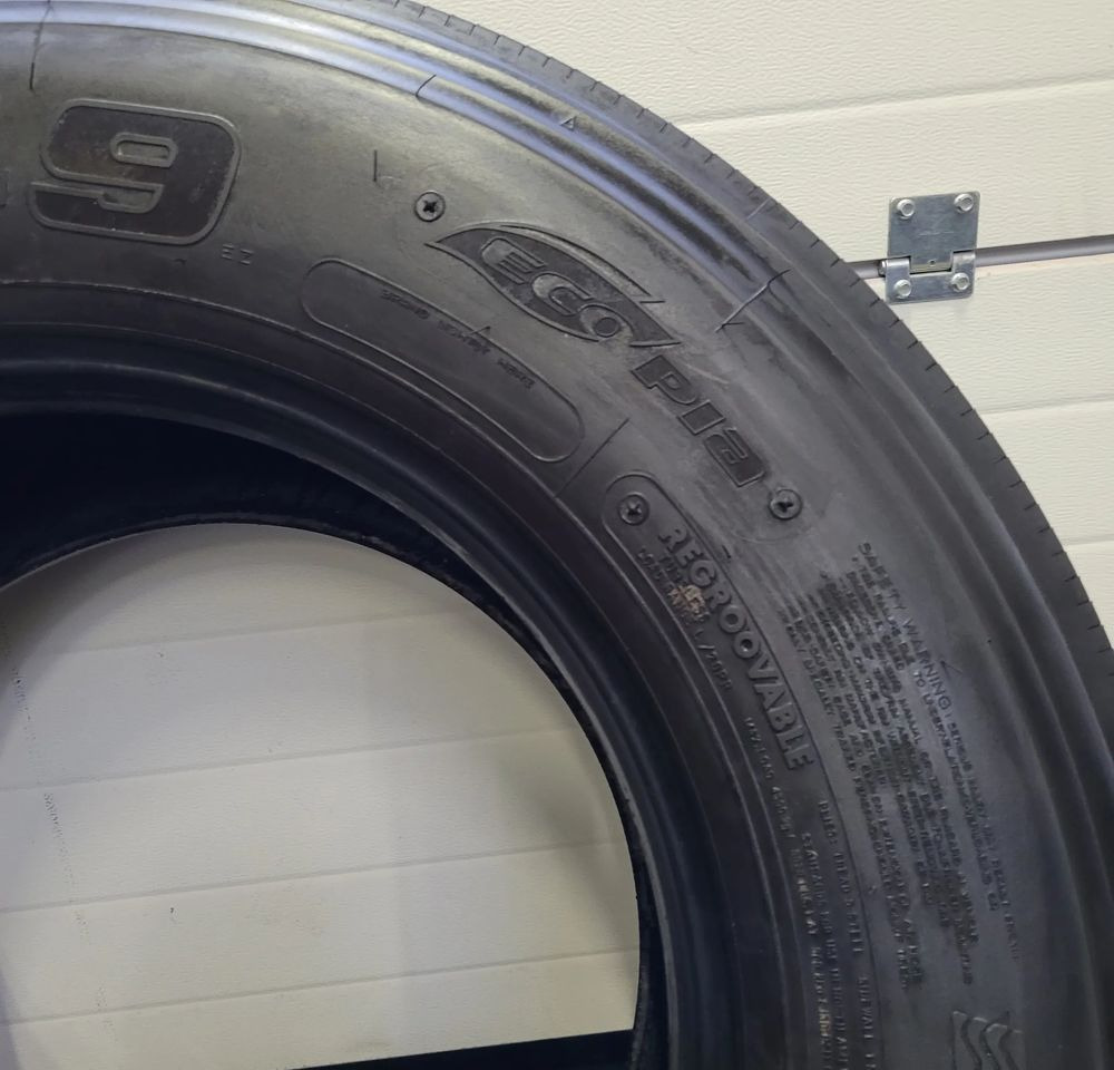 OPONA BRIDGESTONE R249 ECOPIA 385/55R22.5 - Gomë: foto 3 OPONA BRIDGESTONE R249 ECOPIA 385/55R22.5 - Gomë: foto 3