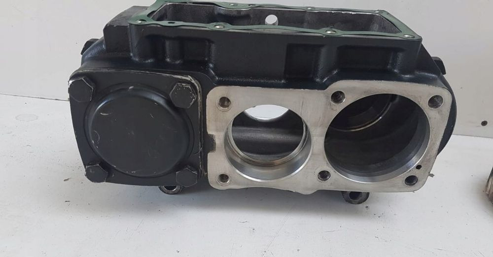 PRZYSTAWKA SKRZYNI BIEGÓW ZF CZESCi - Kutia e marsheve dhe pjesë këmbimi për Kamioni: foto 2 PRZYSTAWKA SKRZYNI BIEGÓW ZF CZESCi - Kutia e marsheve dhe pjesë këmbimi për Kamioni: foto 2