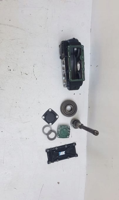 PRZYSTAWKA SKRZYNI BIEGÓW ZF CZESCi - Kutia e marsheve dhe pjesë këmbimi për Kamioni: foto 1 PRZYSTAWKA SKRZYNI BIEGÓW ZF CZESCi - Kutia e marsheve dhe pjesë këmbimi për Kamioni: foto 1