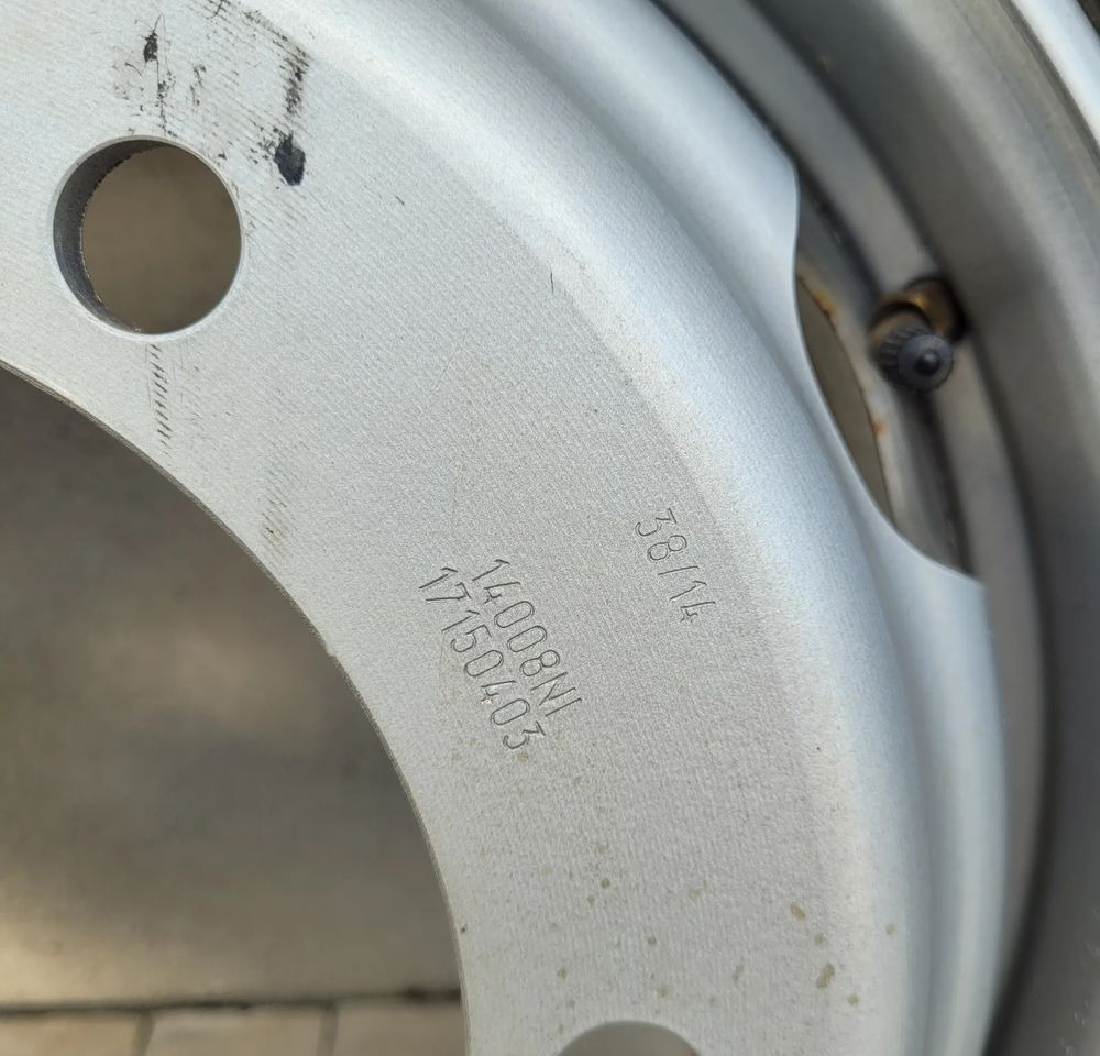 ZAPAS KOLO MIDLUM D 205/75 R17.5 LSR1+ CONTINENTAL - Rrota për Kamioni: foto 3 ZAPAS KOLO MIDLUM D 205/75 R17.5 LSR1+ CONTINENTAL - Rrota për Kamioni: foto 3