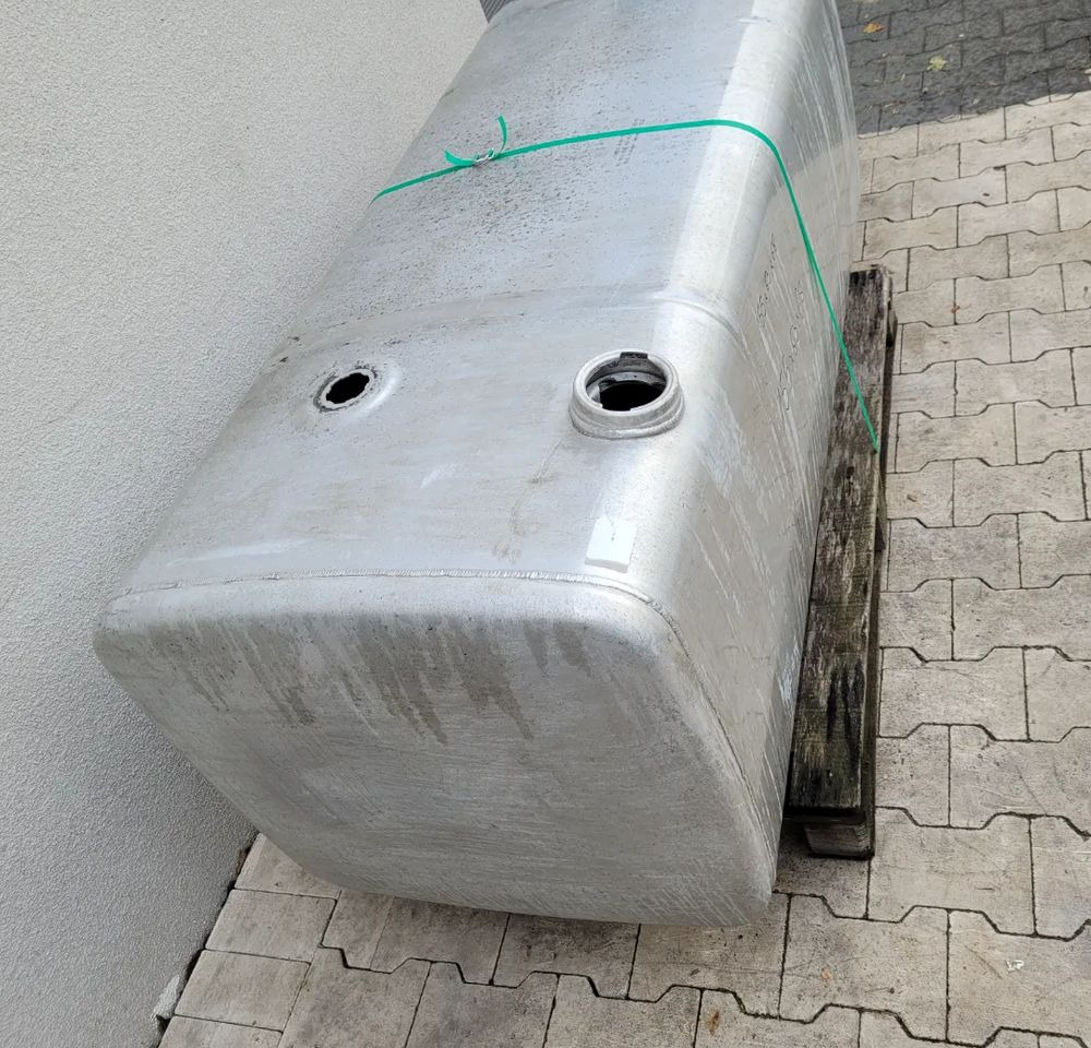 ZBIORNIK PALIWA IVECO STRALIS 600L 155X63X68 - Serbatori i karburantit për Kamioni: foto 3 ZBIORNIK PALIWA IVECO STRALIS 600L 155X63X68 - Serbatori i karburantit për Kamioni: foto 3