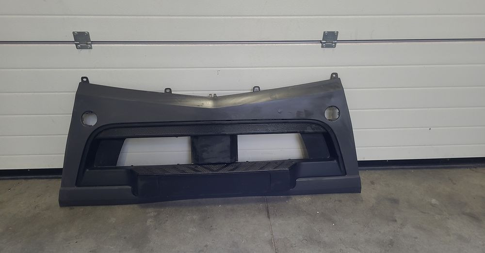 ZDERZAK MERCEDES ACTROS MP4 ORYGINAŁ - Parakolp për Kamioni: foto 1 ZDERZAK MERCEDES ACTROS MP4 ORYGINAŁ - Parakolp për Kamioni: foto 1