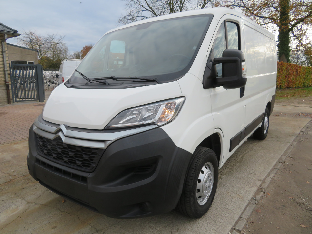 Citroën Jumper 2.2 BlueHDi - L1H1 - Furgon i vogël: foto 3 Citroën Jumper 2.2 BlueHDi - L1H1 - Furgon i vogël: foto 3