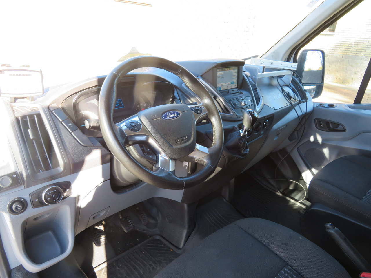 Furgon Ford Transit 2.0TDCi L2H2: foto 13 Furgon Ford Transit 2.0TDCi L2H2: foto 13