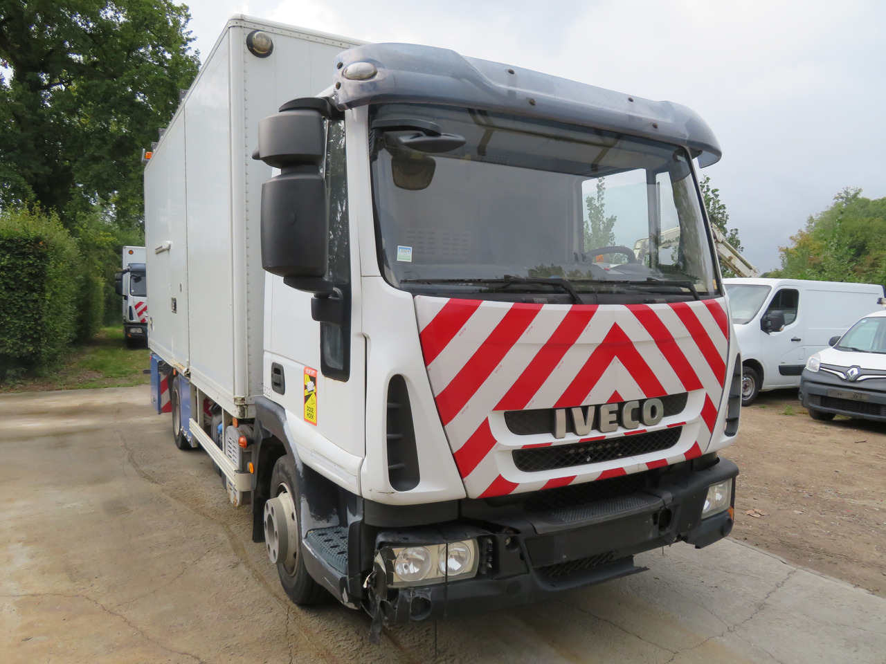 Iveco Eurocargo ML90E18 Bakwagen - Kamion vagonetë: foto 1 Iveco Eurocargo ML90E18 Bakwagen - Kamion vagonetë: foto 1
