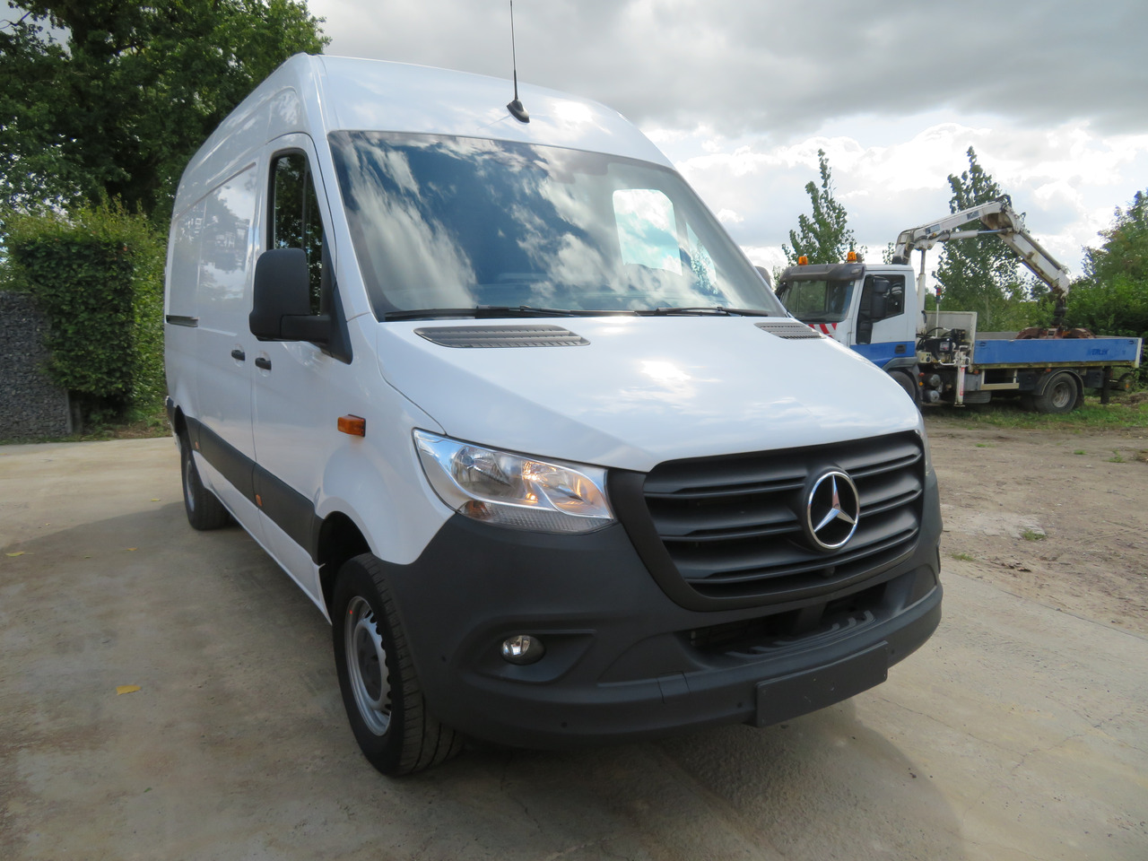 Mercedes-Benz Sprinter 317cdi - A2H2 - Kamioncine: foto 1 Mercedes-Benz Sprinter 317cdi - A2H2 - Kamioncine: foto 1
