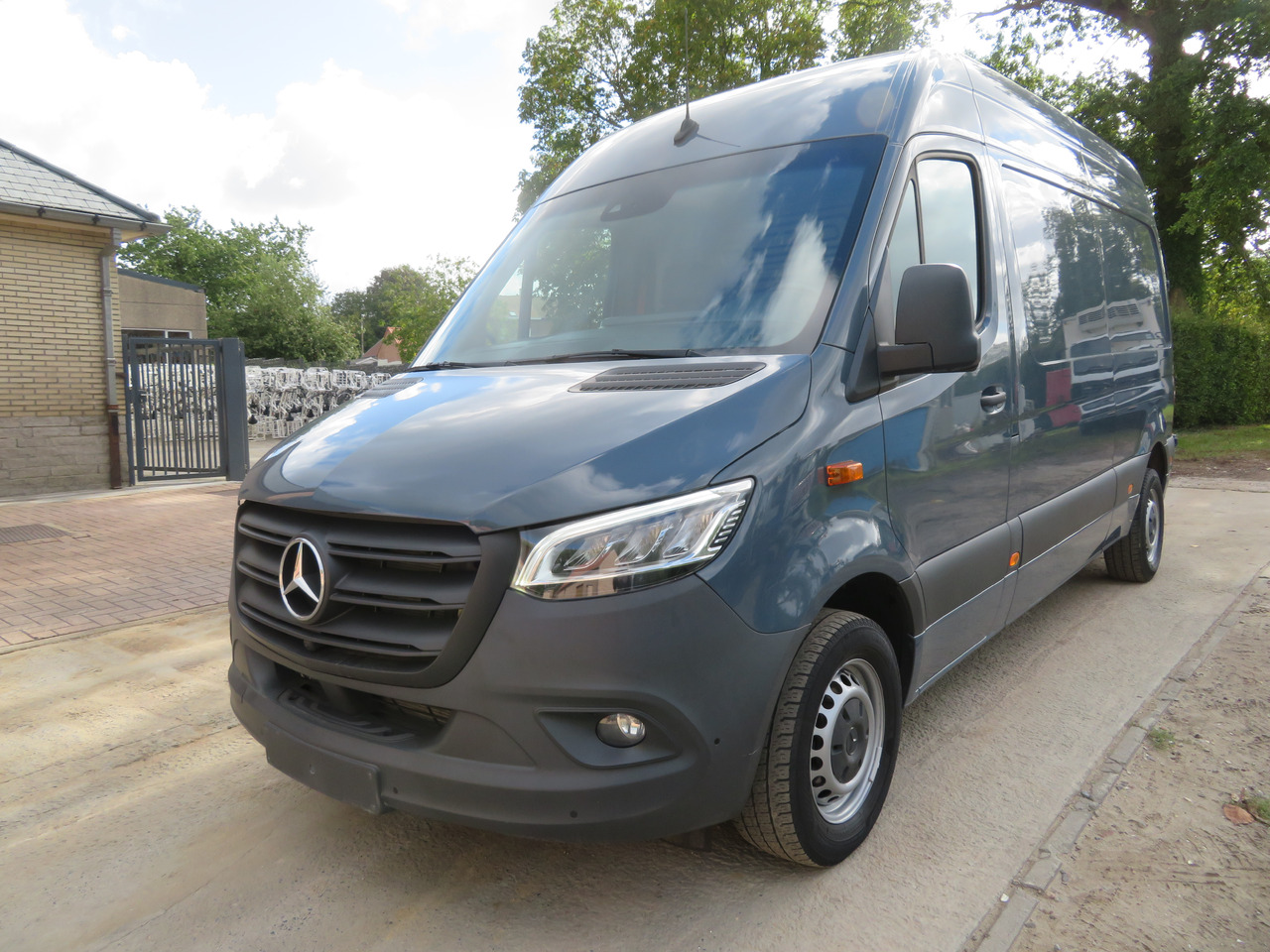 Mercedes-Benz Gesloten bestelwagen A2H2 - Furgon: foto 3 Mercedes-Benz Gesloten bestelwagen A2H2 - Furgon: foto 3