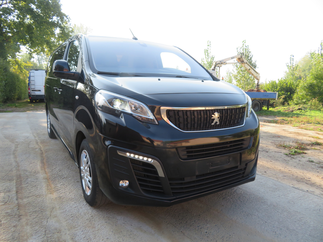 Peugeot Expert 2.0 BlueHDi - L3 - Automaat - Furgon: foto 1 Peugeot Expert 2.0 BlueHDi - L3 - Automaat - Furgon: foto 1