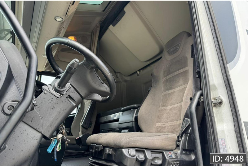 Iveco AS440STX/P Hi-Way Stralis, Euro 6, / 2 Tanks / Perfect condition / NL Truck - Gjysmë-kamion: foto 5 Iveco AS440STX/P Hi-Way Stralis, Euro 6, / 2 Tanks / Perfect condition / NL Truck - Gjysmë-kamion: foto 5