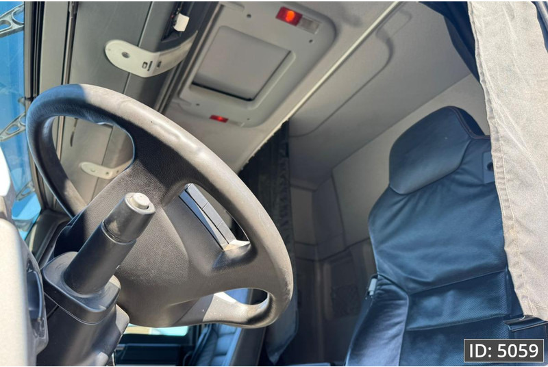 MAN TGX 33.540 XLX, Euro 5, / 6x4 / Retarder / Hydraulics - Gjysmë-kamion: foto 5 MAN TGX 33.540 XLX, Euro 5, / 6x4 / Retarder / Hydraulics - Gjysmë-kamion: foto 5