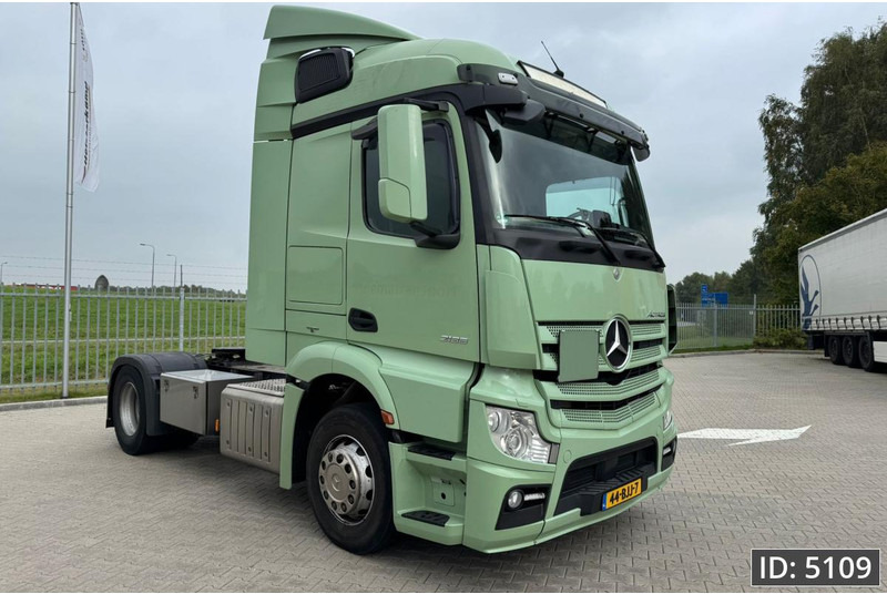 Mercedes-Benz Actros 1836 StreamSpace, Euro 6 - Gjysmë-kamion: foto 4 Mercedes-Benz Actros 1836 StreamSpace, Euro 6 - Gjysmë-kamion: foto 4