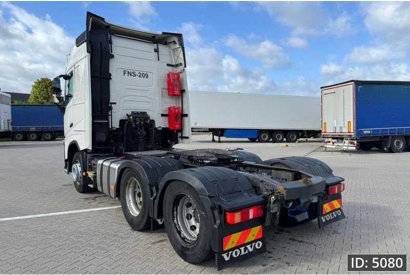 Volvo FH 540 Globetrotter XL, Euro 6, / 6x4 - Gjysmë-kamion: foto 2 Volvo FH 540 Globetrotter XL, Euro 6, / 6x4 - Gjysmë-kamion: foto 2
