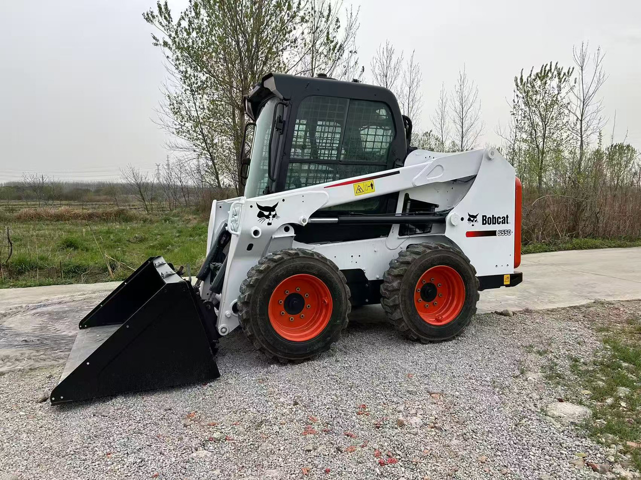 BOBCAT Skid Steer Loader S550 - Mini fadrom: foto 5 BOBCAT Skid Steer Loader S550 - Mini fadrom: foto 5