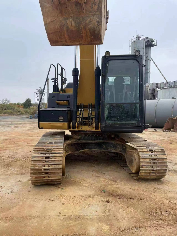 CATERPILLAR 320E - Ekskavator me zinxhirë: foto 2 CATERPILLAR 320E - Ekskavator me zinxhirë: foto 2