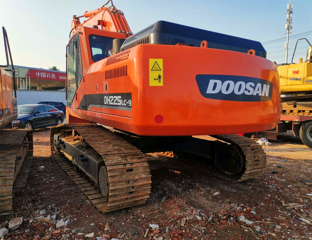 DOOSAN Crawler Excavator DH225 Click Here for Discount - Ekskavator me zinxhirë: foto 5 DOOSAN Crawler Excavator DH225 Click Here for Discount - Ekskavator me zinxhirë: foto 5
