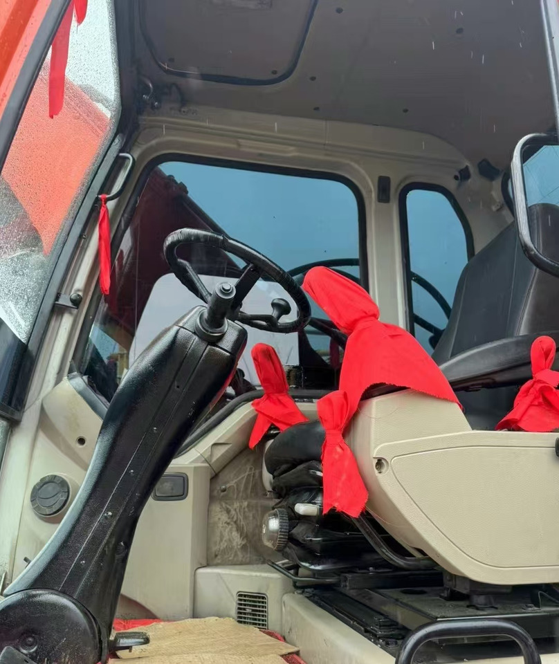 DOOSAN DX150W Wheel Excavator Good Condition - Ekskavator me goma: foto 4 DOOSAN DX150W Wheel Excavator Good Condition - Ekskavator me goma: foto 4