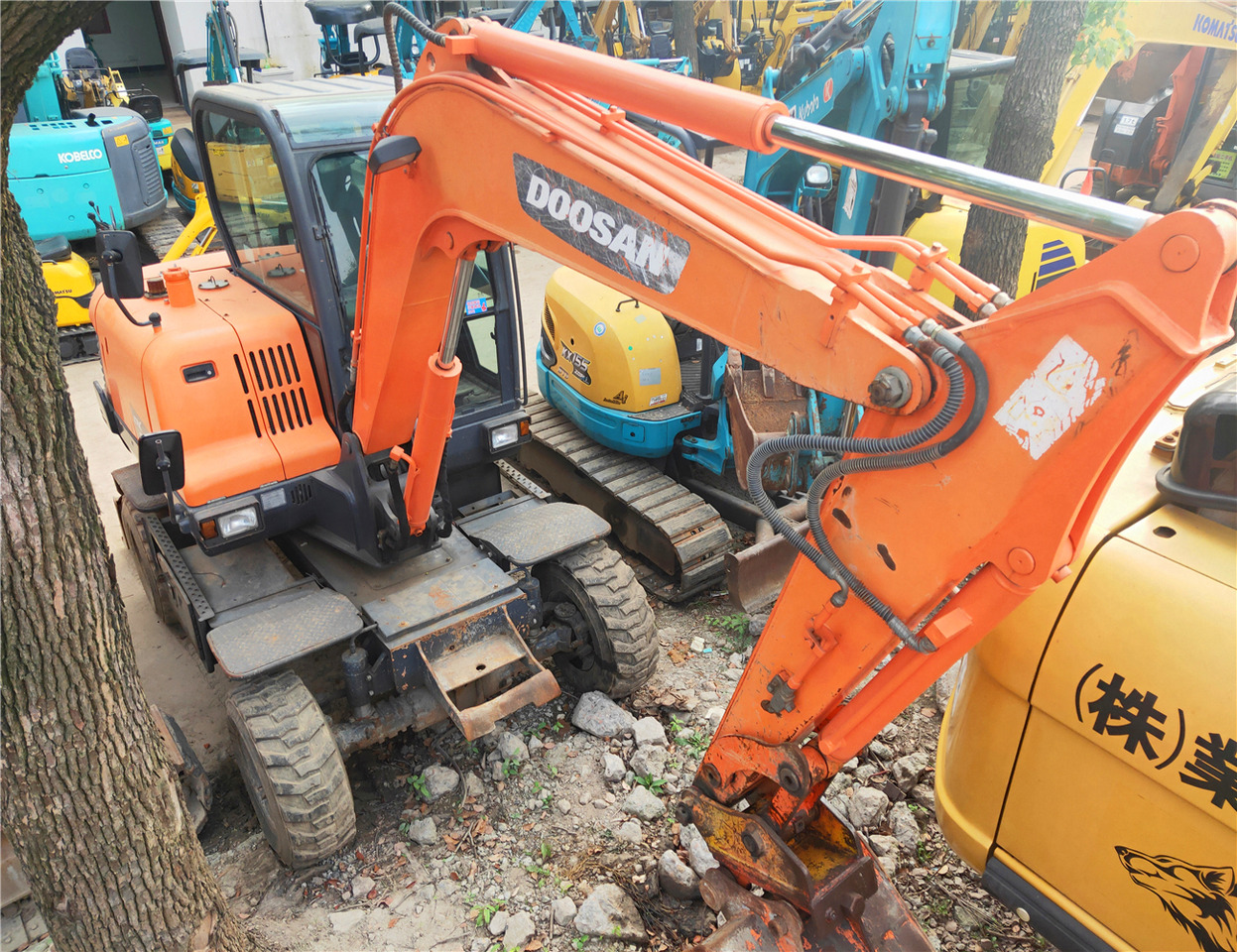 DOOSAN Mini Excavator DX60W Click Here for Discount - Miniekskavator: foto 5 DOOSAN Mini Excavator DX60W Click Here for Discount - Miniekskavator: foto 5