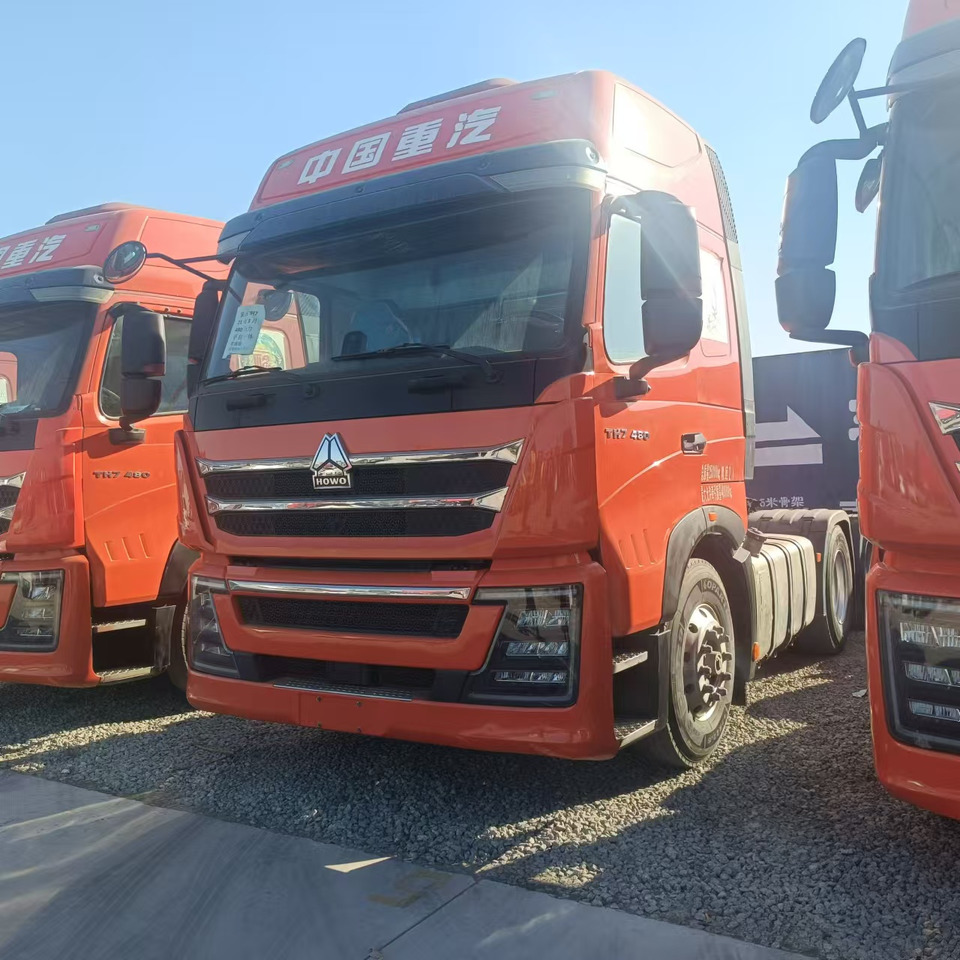 SINOTRUK Howo TH7 6x4 Truck Head 480HP Competitive Price - Gjysmë-kamion: foto 2 SINOTRUK Howo TH7 6x4 Truck Head 480HP Competitive Price - Gjysmë-kamion: foto 2