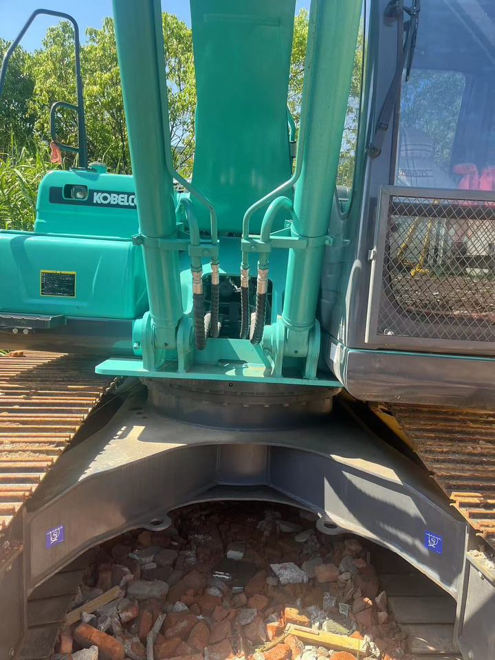 HITACHI SK200D Excavate Click for Discount - Ekskavator: foto 3 HITACHI SK200D Excavate Click for Discount - Ekskavator: foto 3