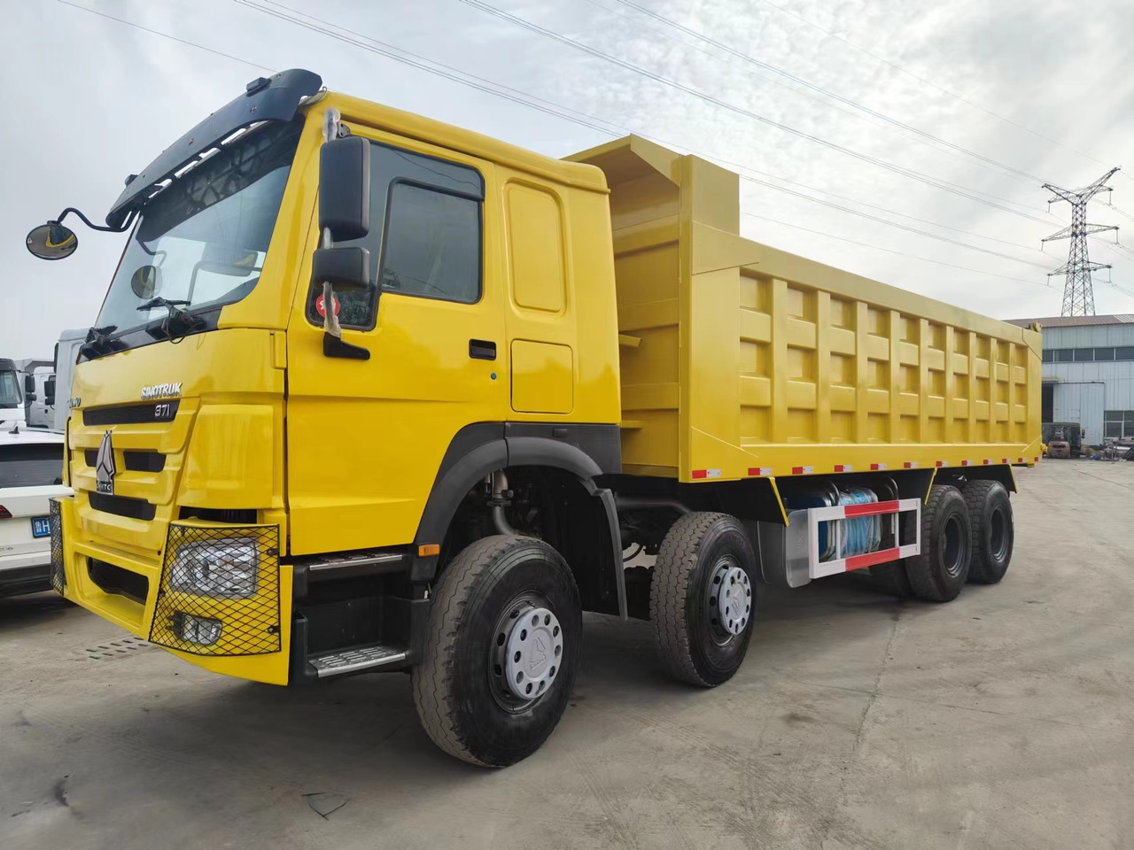 HOWO 371 Dump Truck Click Here for Discount - Kamion vetëshkarkues: foto 3 HOWO 371 Dump Truck Click Here for Discount - Kamion vetëshkarkues: foto 3