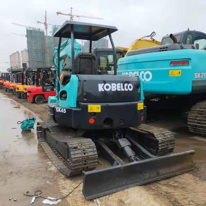 KOBELCO SK45 - Miniekskavator: foto 2 KOBELCO SK45 - Miniekskavator: foto 2