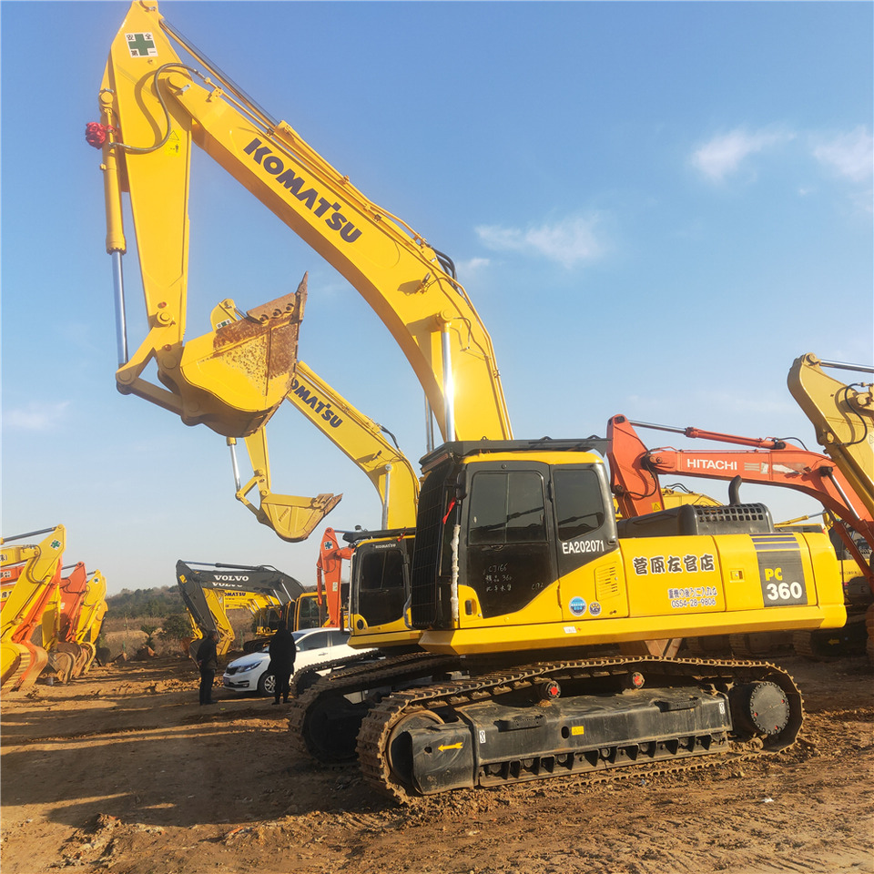 KOMATSU PC360-7 - Ekskavator me zinxhirë: foto 3 KOMATSU PC360-7 - Ekskavator me zinxhirë: foto 3