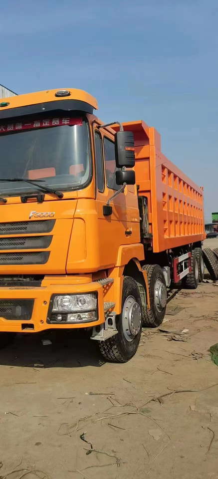 SHACMAN F3000 Dump Truck - Kamion vetëshkarkues: foto 3 SHACMAN F3000 Dump Truck - Kamion vetëshkarkues: foto 3