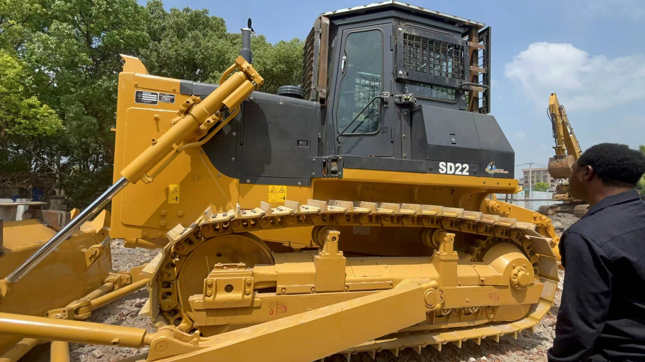 SHANTUI Bulldozer SD22 Low Hours with Claws - Buldozer: foto 2 SHANTUI Bulldozer SD22 Low Hours with Claws - Buldozer: foto 2