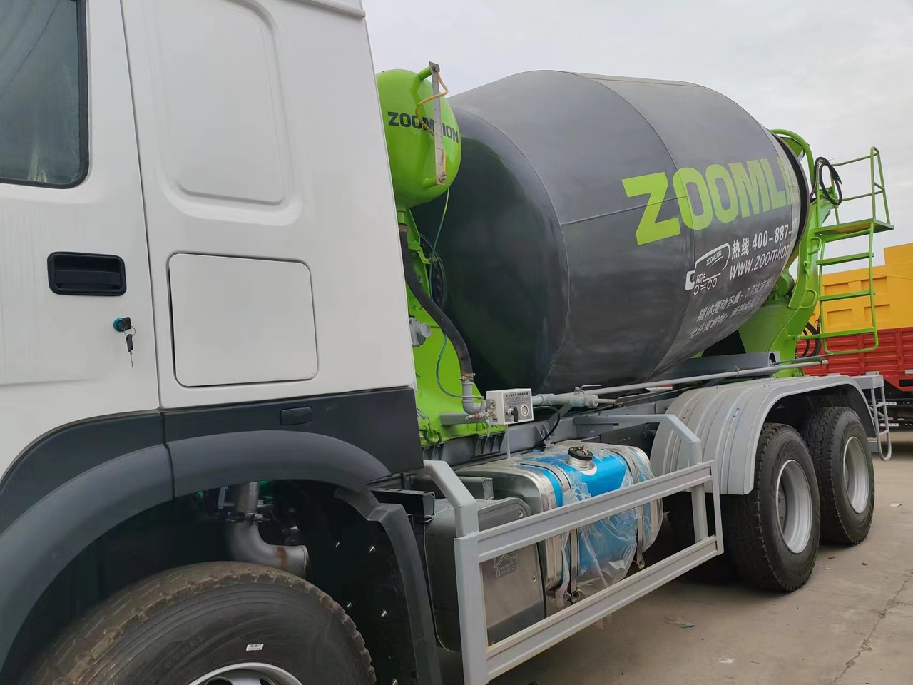 SINOTRUK HOWO 371 CLICK HERE FOR DISCOUNT - Autobetoniere: foto 5 SINOTRUK HOWO 371 CLICK HERE FOR DISCOUNT - Autobetoniere: foto 5