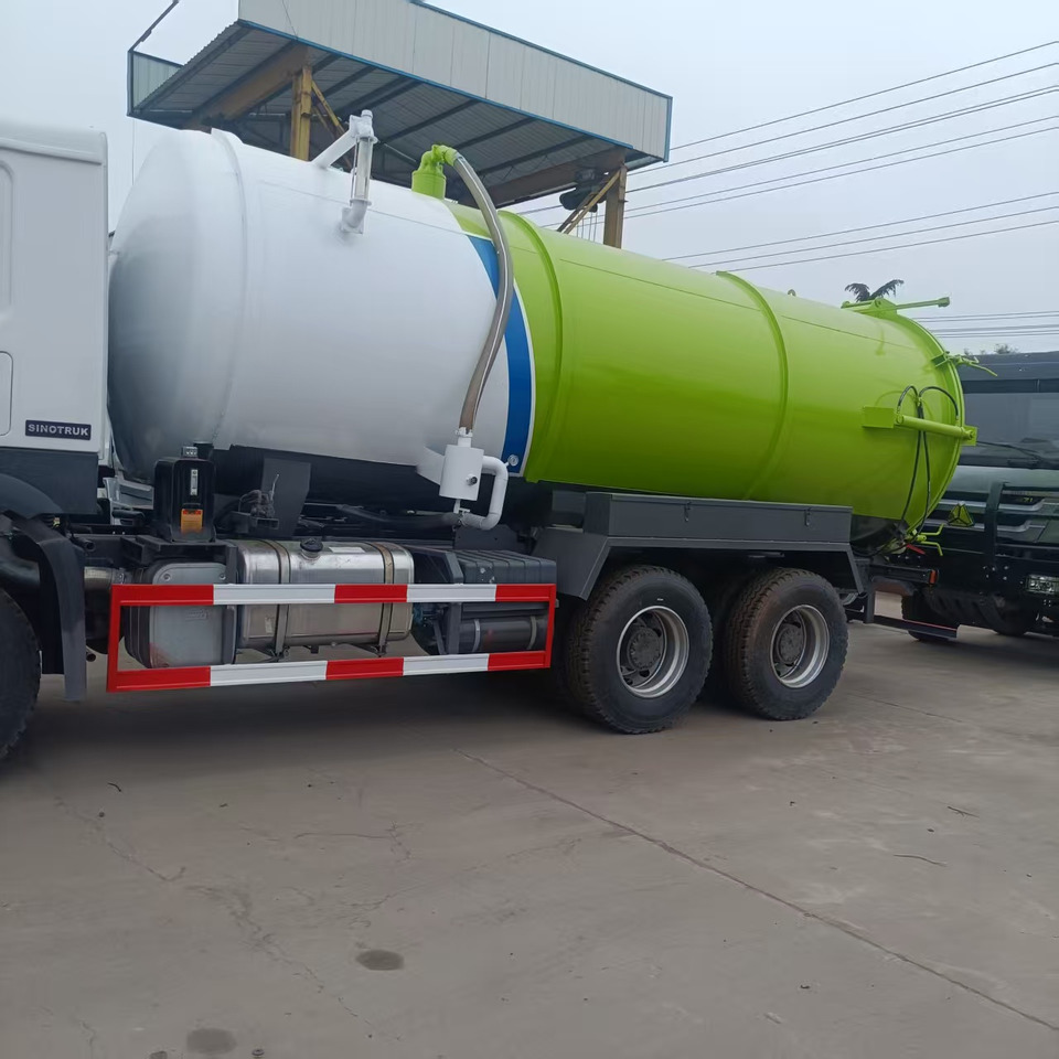 Sinotruk Howo Howo 6x4 Large Vacuum Suction Truck - Kamion me vakuum: foto 2 Sinotruk Howo Howo 6x4 Large Vacuum Suction Truck - Kamion me vakuum: foto 2