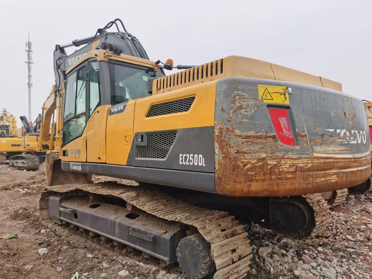 Ekskavator me zinxhirë VOLVO EC250D: foto 6