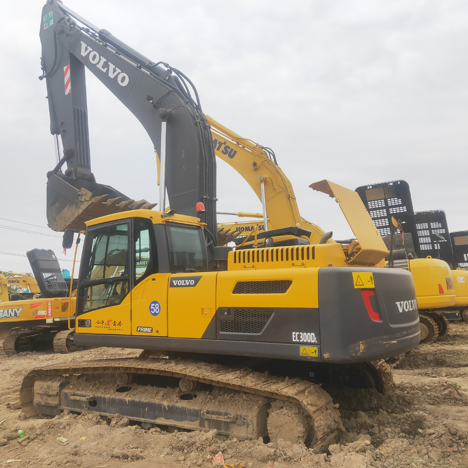 VOLVO EC300D - Ekskavator me zinxhirë: foto 3 VOLVO EC300D - Ekskavator me zinxhirë: foto 3