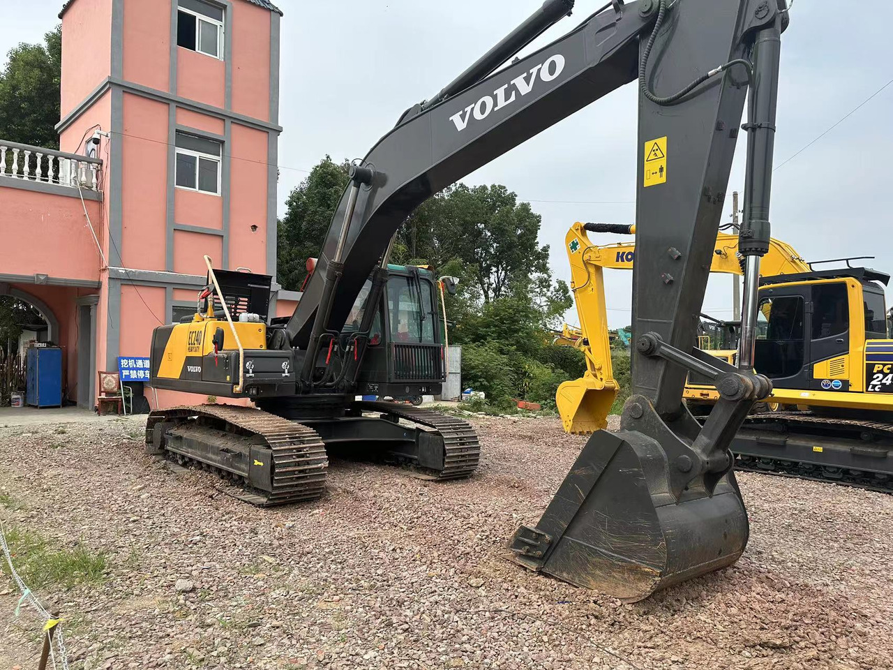 VOLVO Excavator EC240 - Ekskavator: foto 5 VOLVO Excavator EC240 - Ekskavator: foto 5