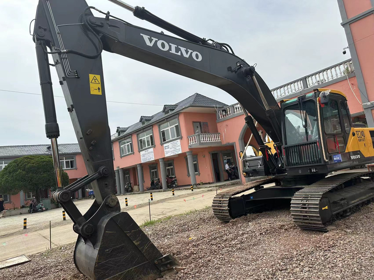 VOLVO Excavator EC240 - Ekskavator: foto 4 VOLVO Excavator EC240 - Ekskavator: foto 4