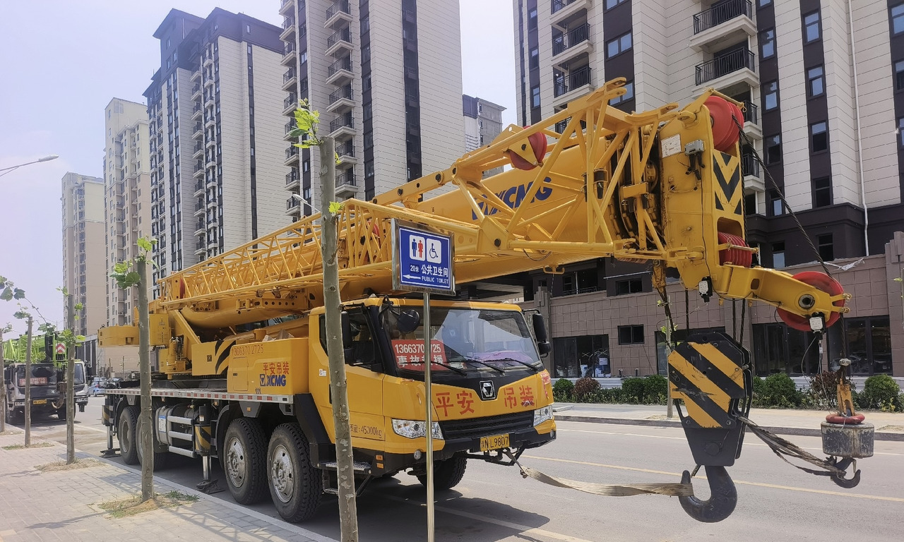 XCMG Crane QY75K - Vinç për të gjitha terrenet: foto 1 XCMG Crane QY75K - Vinç për të gjitha terrenet: foto 1