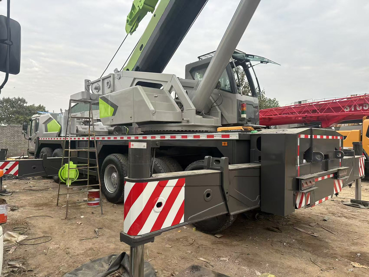 ZOOMLION Crane 50Ton - Vinç: foto 2 ZOOMLION Crane 50Ton - Vinç: foto 2