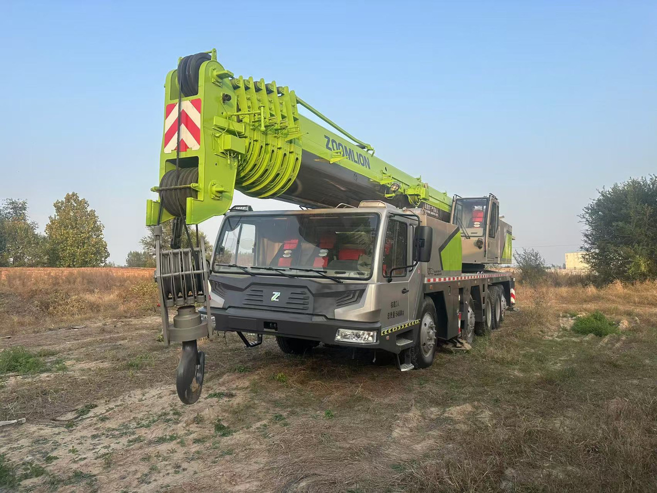 ZOOMLION Crane 90 Ton Click Here for Discount - Vinç: foto 1 ZOOMLION Crane 90 Ton Click Here for Discount - Vinç: foto 1