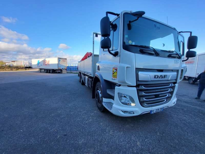 Camion Porteur CAMION GRUE 26 TONNES 410 CV 6X4 - Kamion me karroceri të hapur, Kamion me vinç: foto 4 Camion Porteur CAMION GRUE 26 TONNES 410 CV 6X4 - Kamion me karroceri të hapur, Kamion me vinç: foto 4